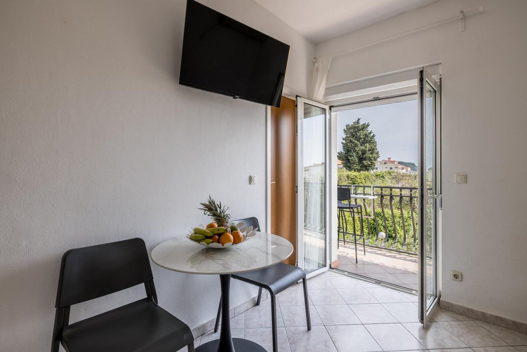 Mediterano Apartments Podstrana Buitenkant foto