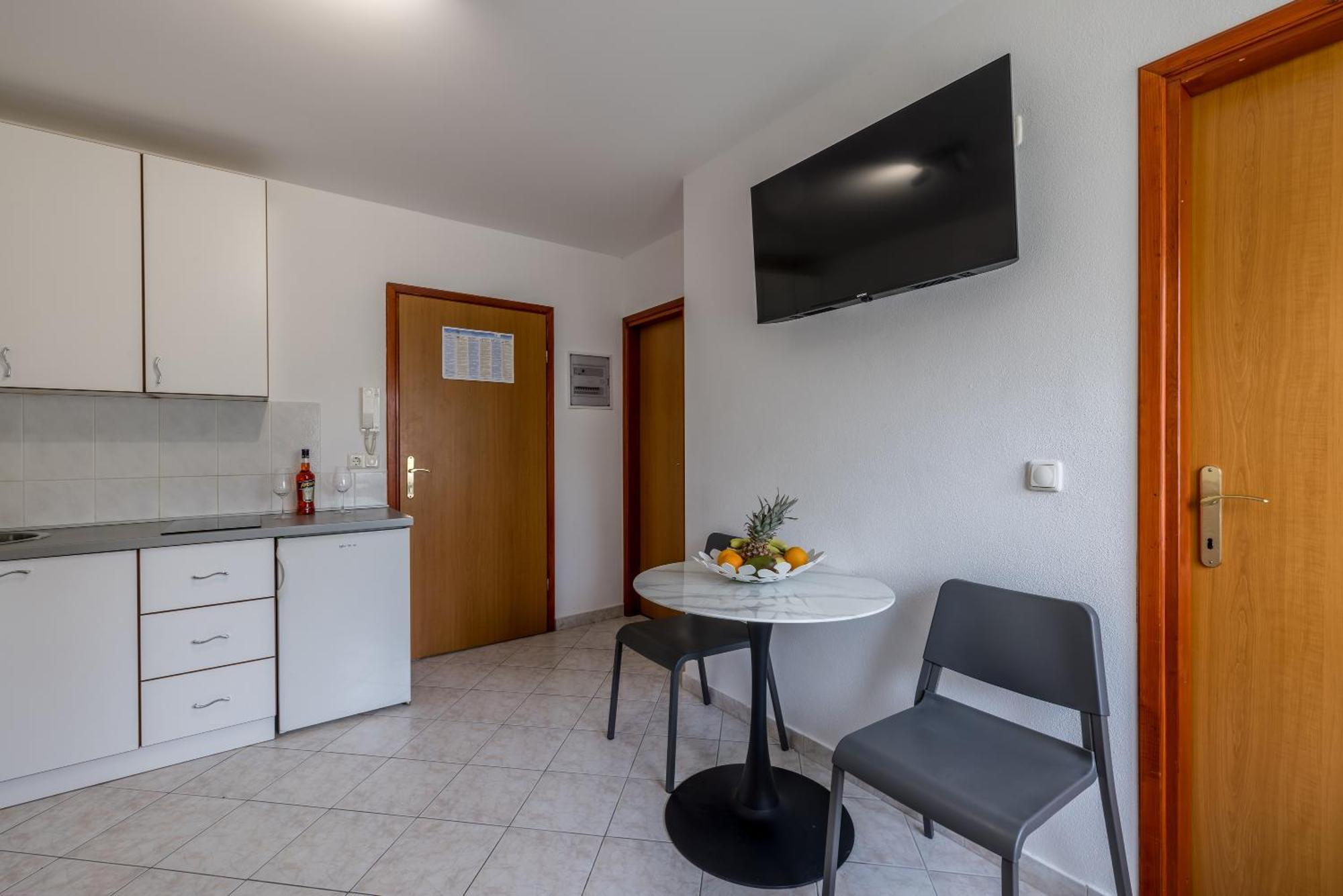 Mediterano Apartments Podstrana Buitenkant foto