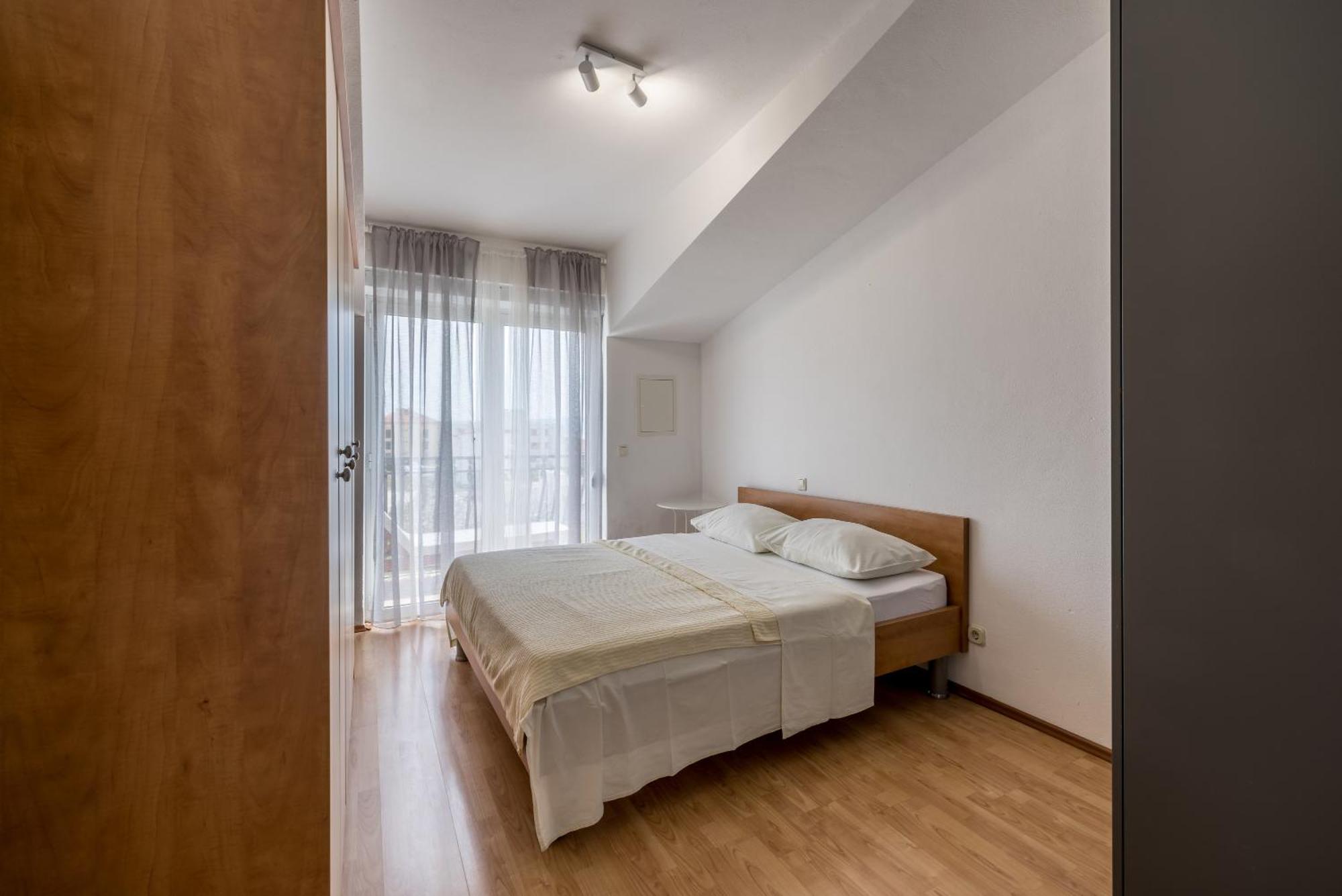 Mediterano Apartments Podstrana Buitenkant foto