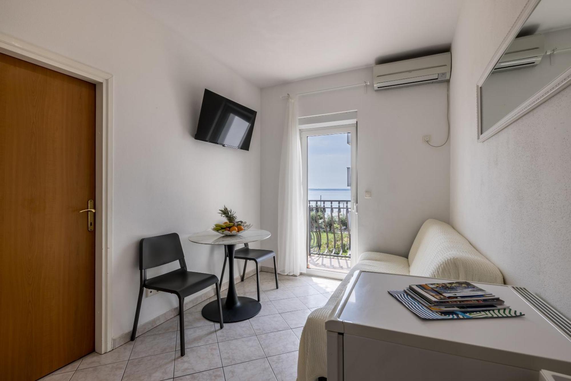 Mediterano Apartments Podstrana Buitenkant foto