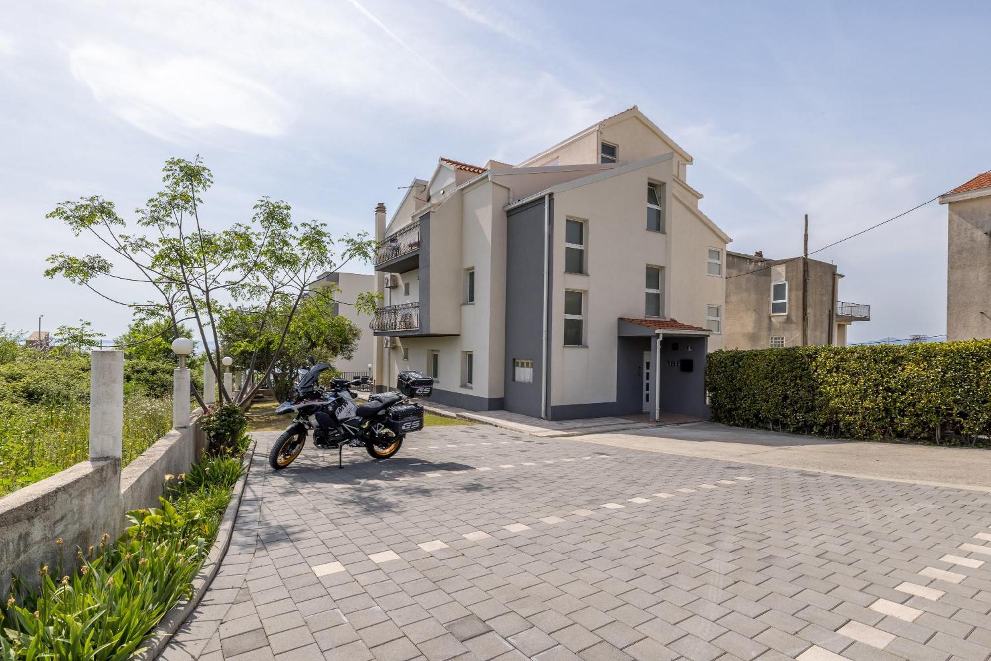 Mediterano Apartments Podstrana Buitenkant foto