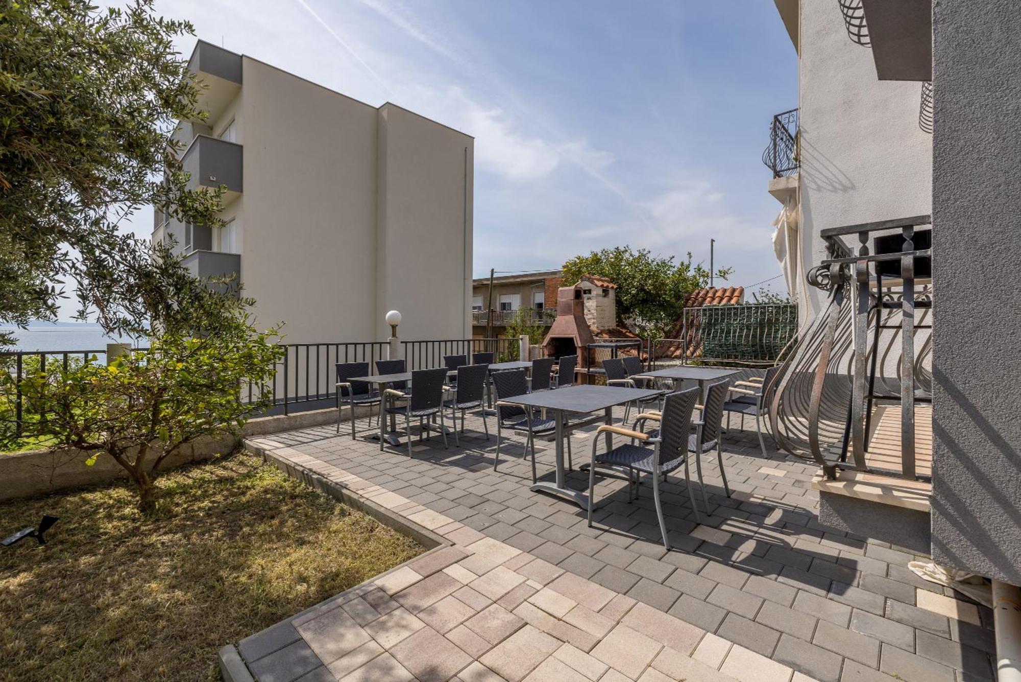 Mediterano Apartments Podstrana Buitenkant foto