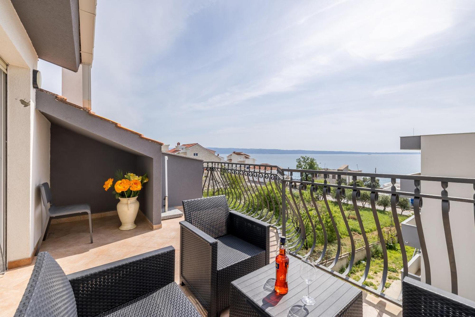 Mediterano Apartments Podstrana Buitenkant foto